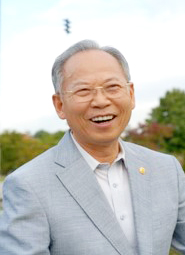 고 이현만 교장선생님
